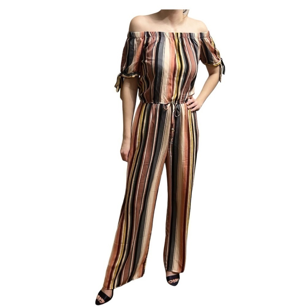 Xhilaration Jumpsuit / Romper - Small - Multicolor